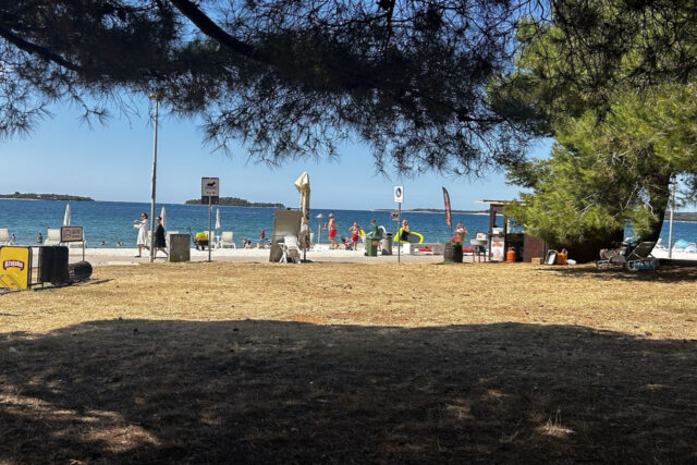 Letovanje u Fažani uživanje u prelepim plažama sa borovom šumom.